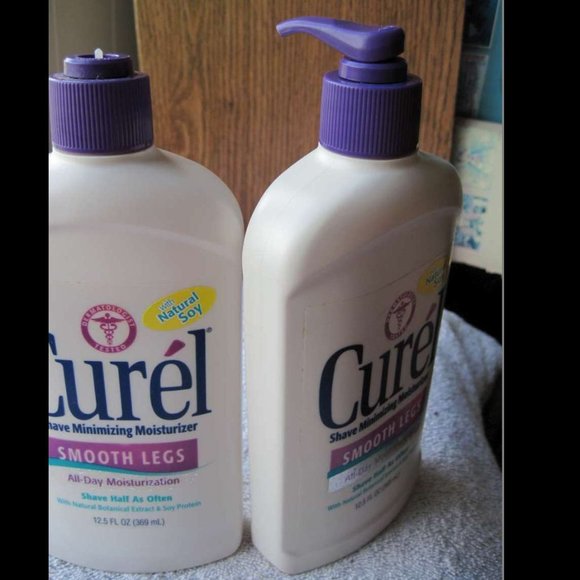 Curel Smooth Legs Shave Minimizing All Day Moisturizer Lotion 12.5 floz Pump Soy - Picture 2 of 10